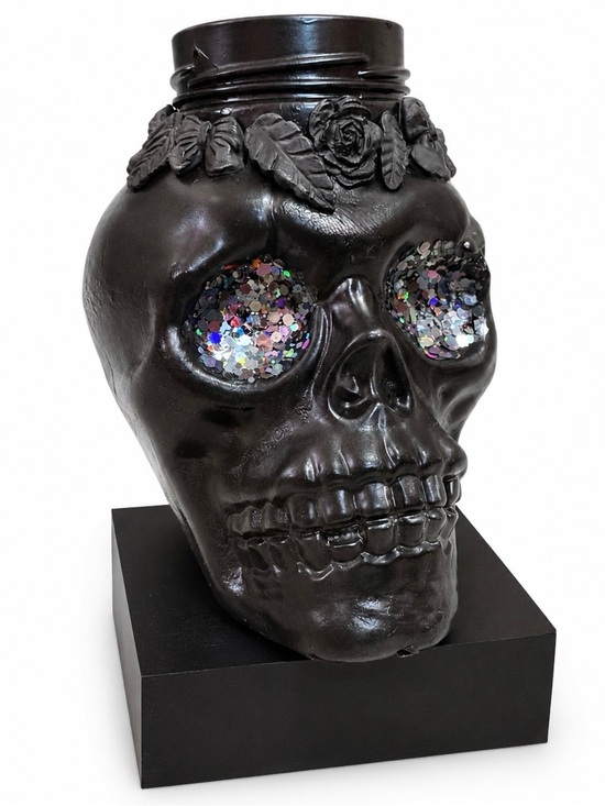 AJN Design Other - Black Decorative Skull Sculpture with Glitter Eyes Vase Makeup Brush Storage
